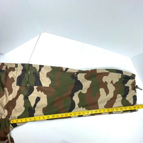 ANTHROPOLOGIE GOOD AMERICAN Women's Camo Cargo Parachute Pants Size Medium - Picture 10 of 10